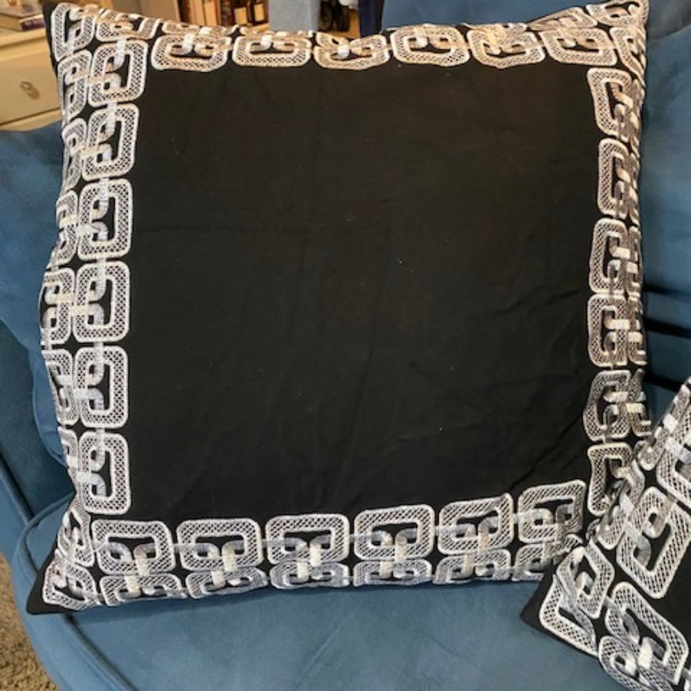Rodeo Home pair of Black and Silver Greek Key pillows - Picture 3 of 13
